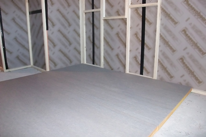 高性能断熱材で省エネ基準「等級４」をクリア