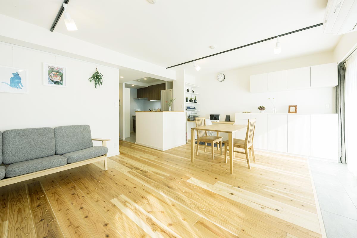 シンプルなリビング